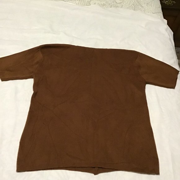 JEAN Works & Company Scalloped V-neck Button front Cardigan - Picture 4 of 8